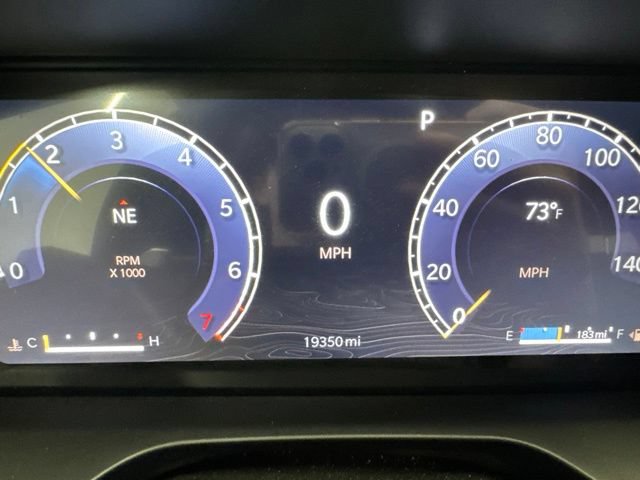 Used 2024 Jeep Grand Cherokee L Altitude AWD/4WD image 36
