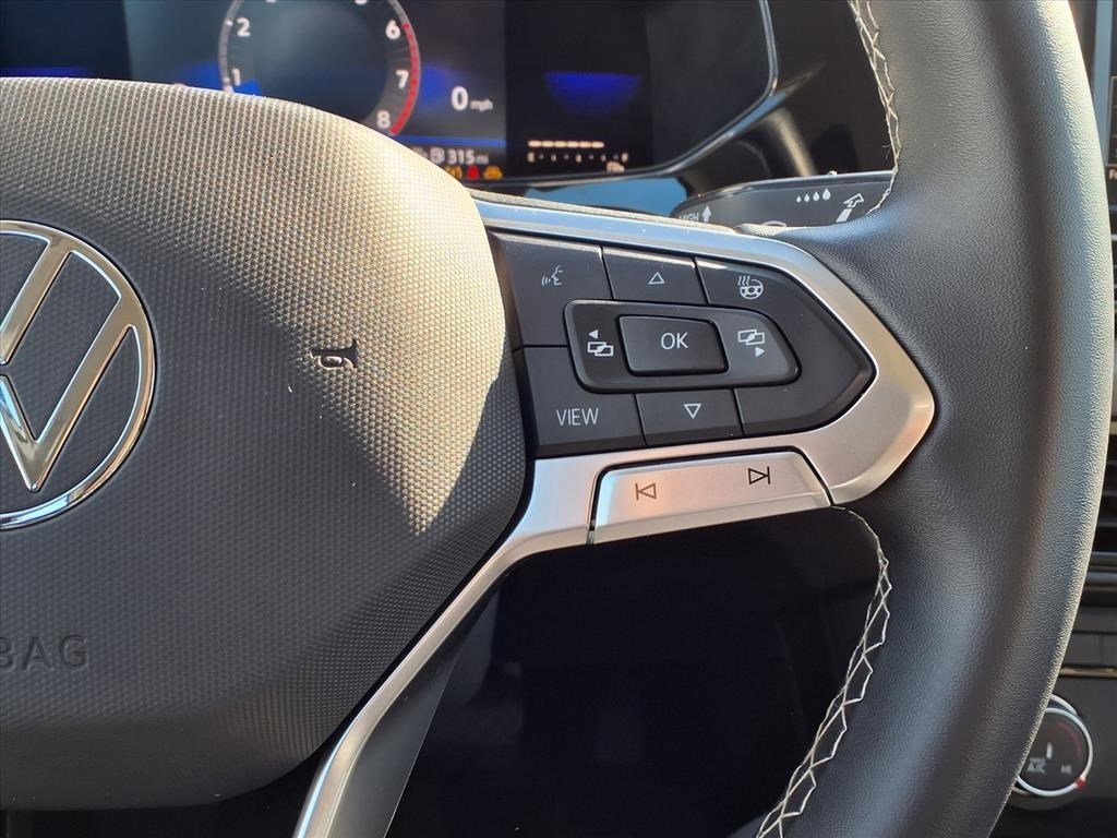 Used 2022 Volkswagen Taos S w/ IQ Drive S Package image 18