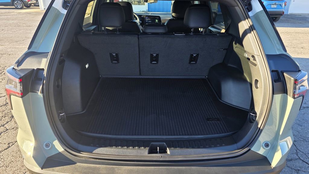 New 2026 Chevrolet Equinox ACTIV w/ Convenience Package III image 11