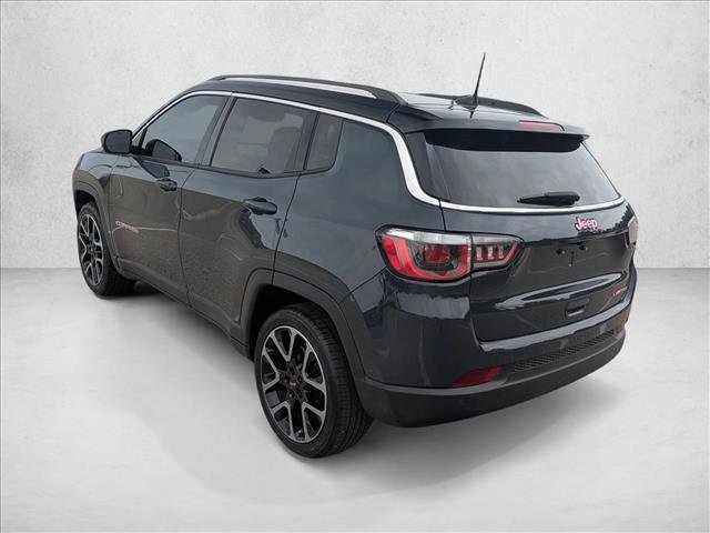Used 2018 Jeep Compass Limited w/ Safe & Security Group FWD image 7