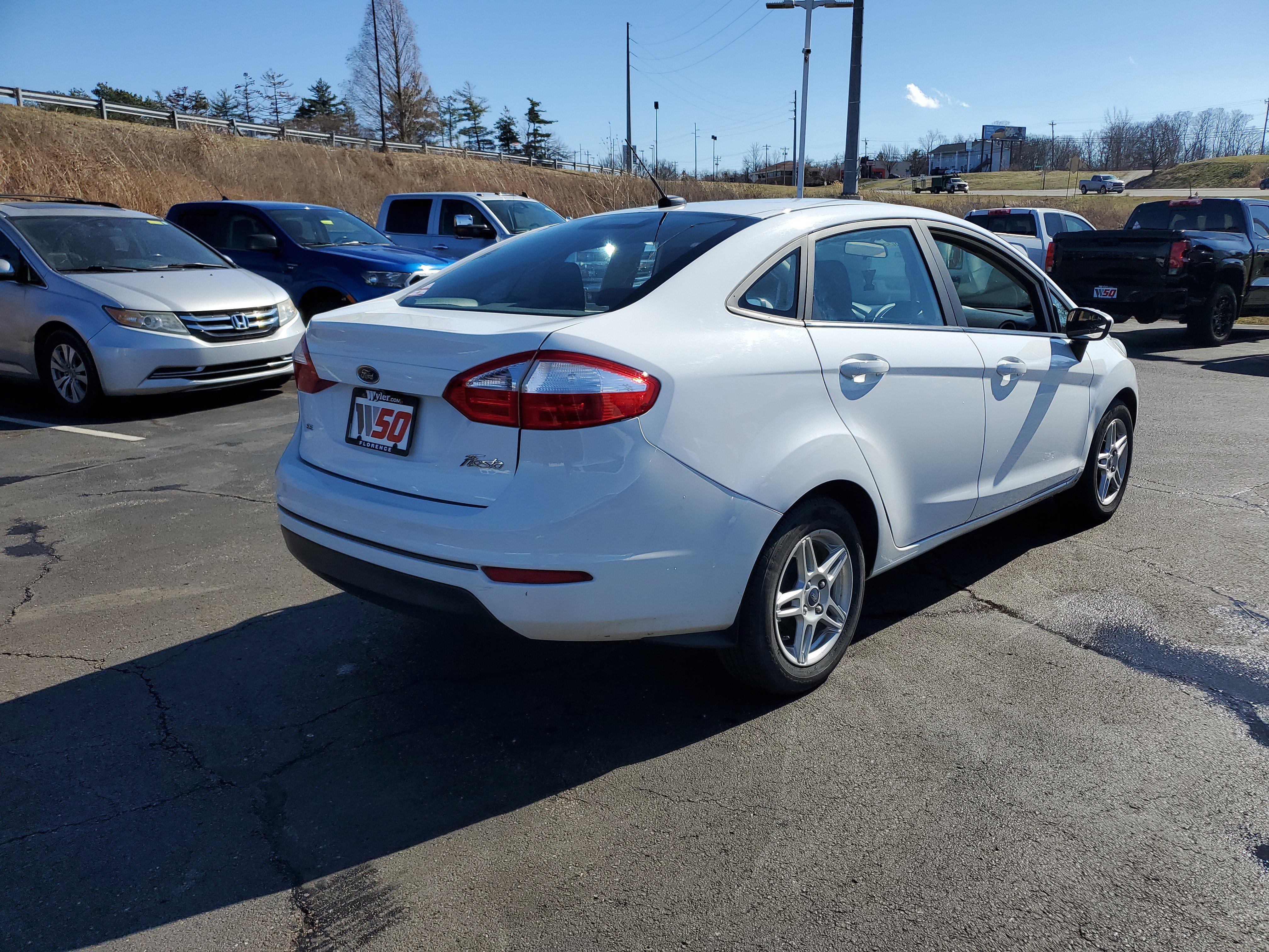 Used 2019 Ford Fiesta SE image 4