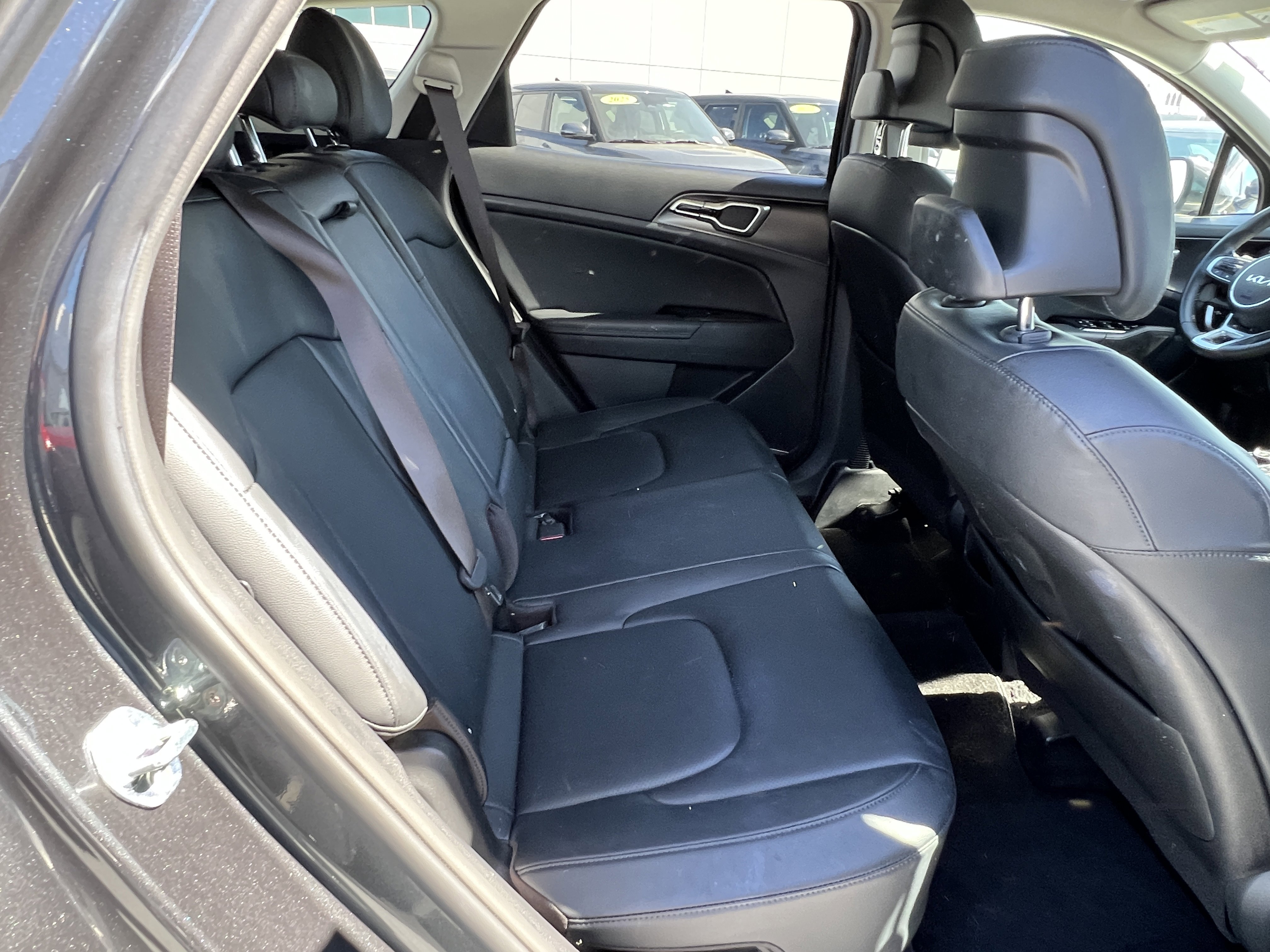 Used 2023 Kia Sportage EX image 20