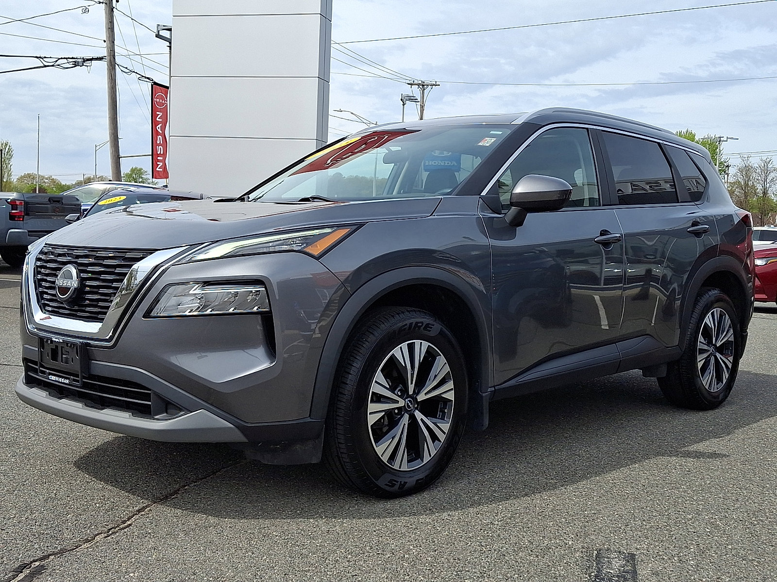 Certified 2023 Nissan Rogue SV w/ SV Premium B Package AWD/4WD image 3