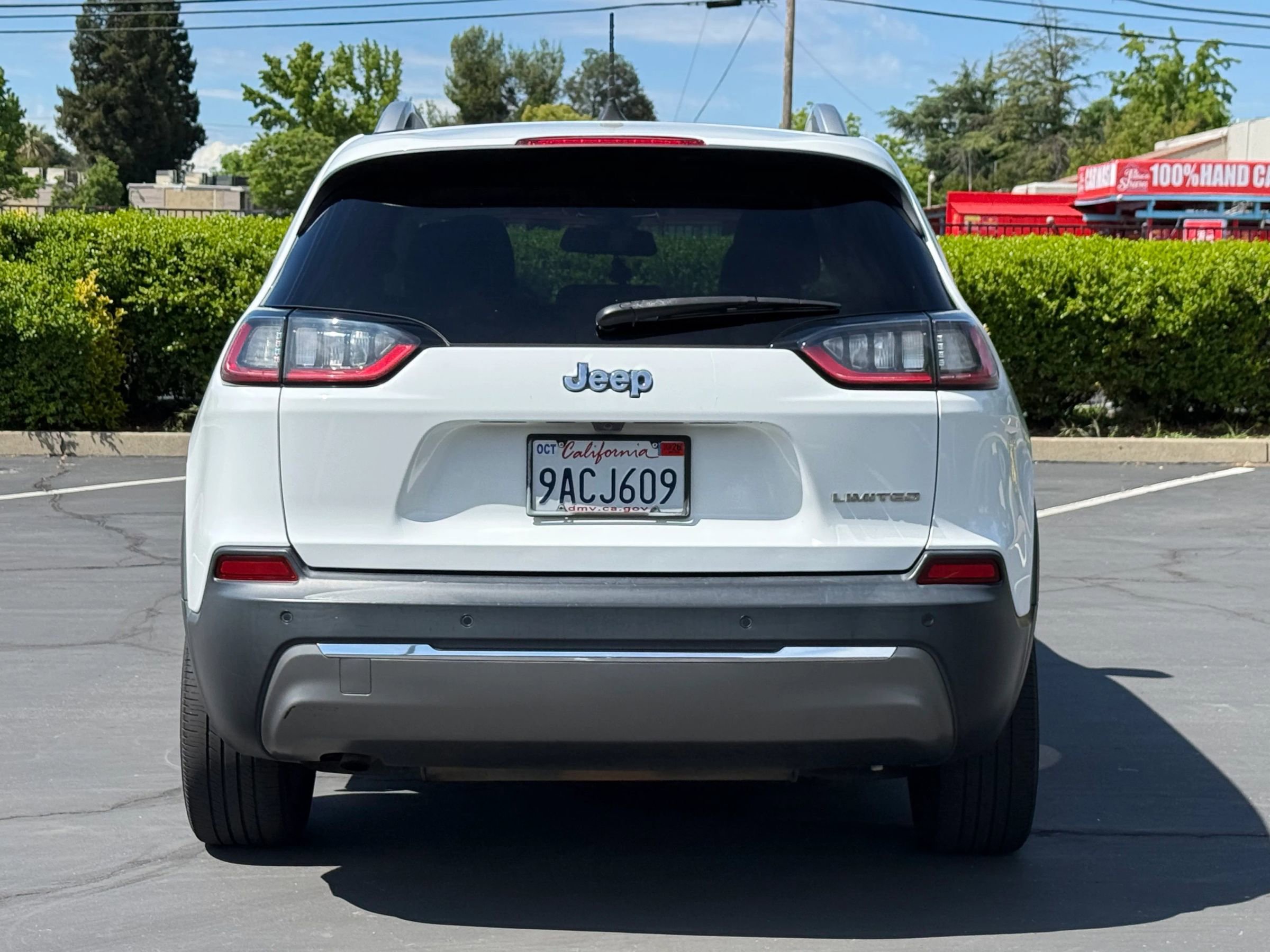 Used 2019 Jeep Cherokee Limited image 6