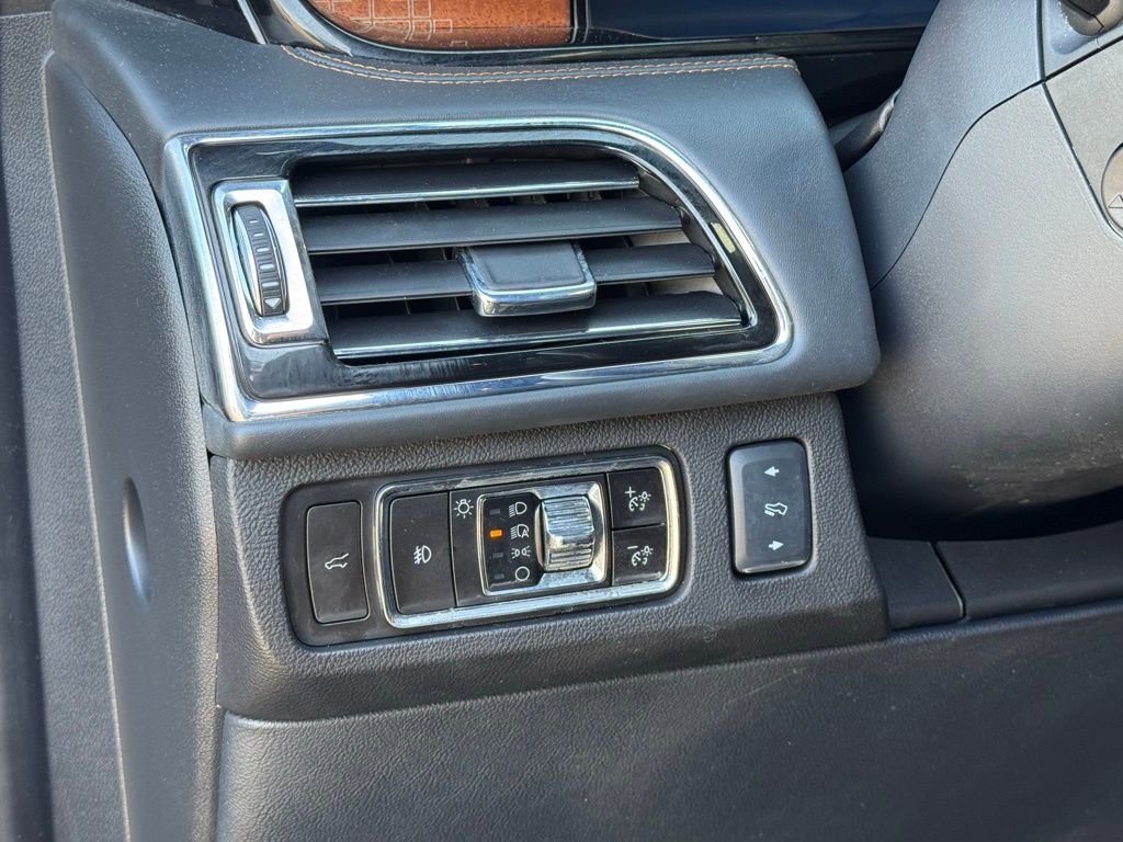 Used 2023 Lincoln Navigator Black Label image 30