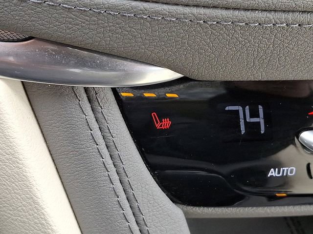 Certified 2023 Cadillac XT5 Premium Luxury image 29