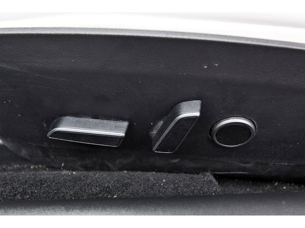 Used 2021 Tesla Model 3 Long Range AWD/4WD image 21