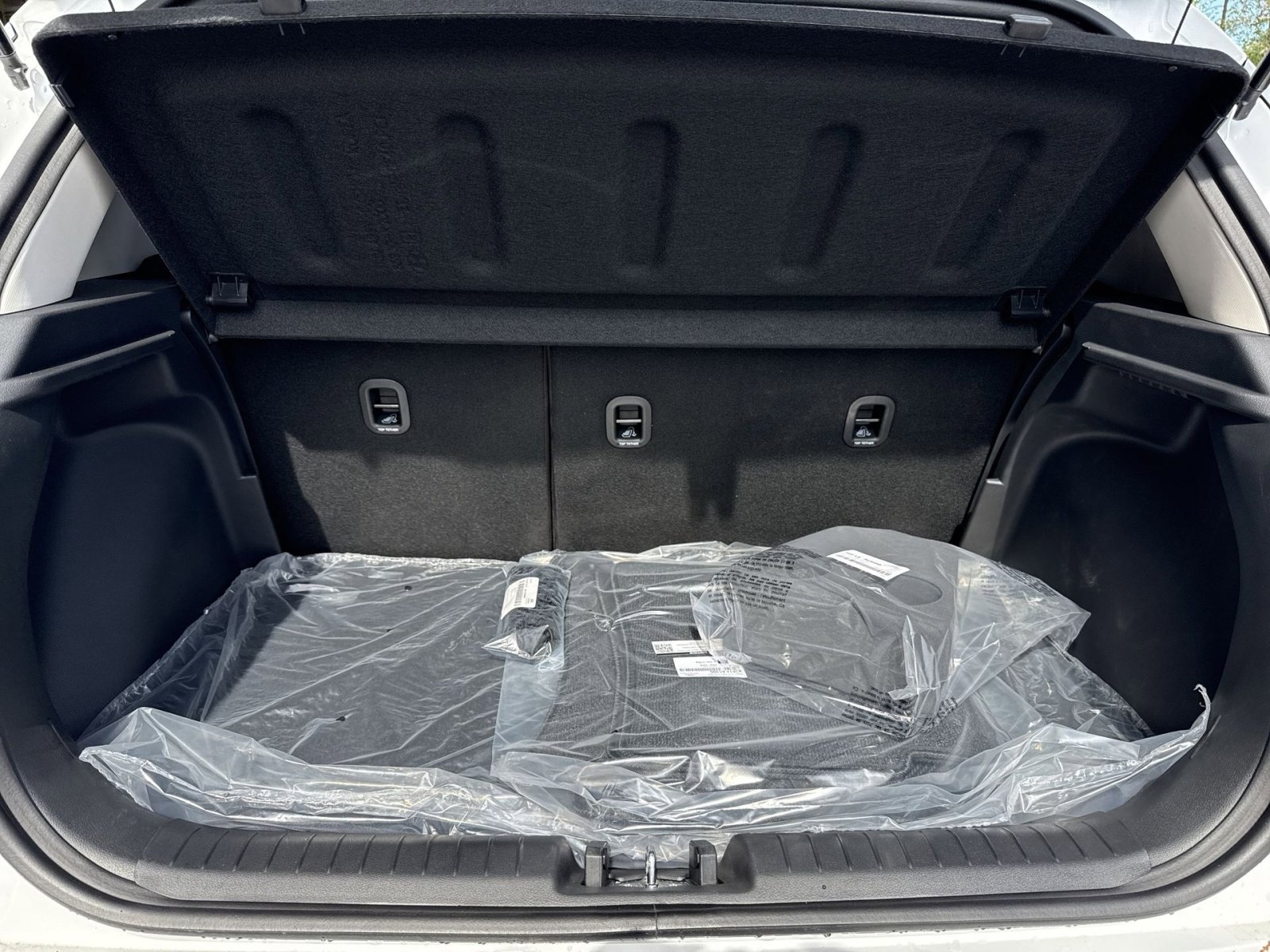 New 2026 Hyundai Venue SEL FWD image 26