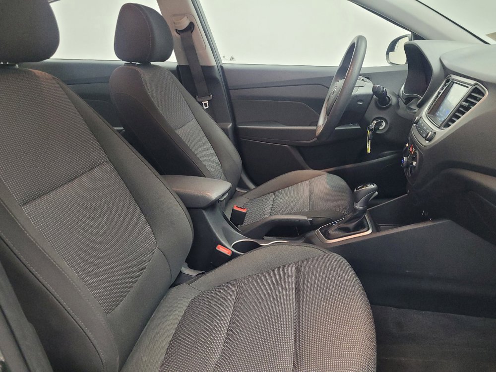 Used 2021 Hyundai Accent SEL FWD image 21