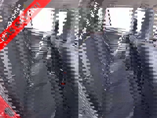 Used 2016 Toyota RAV4 LE image 28