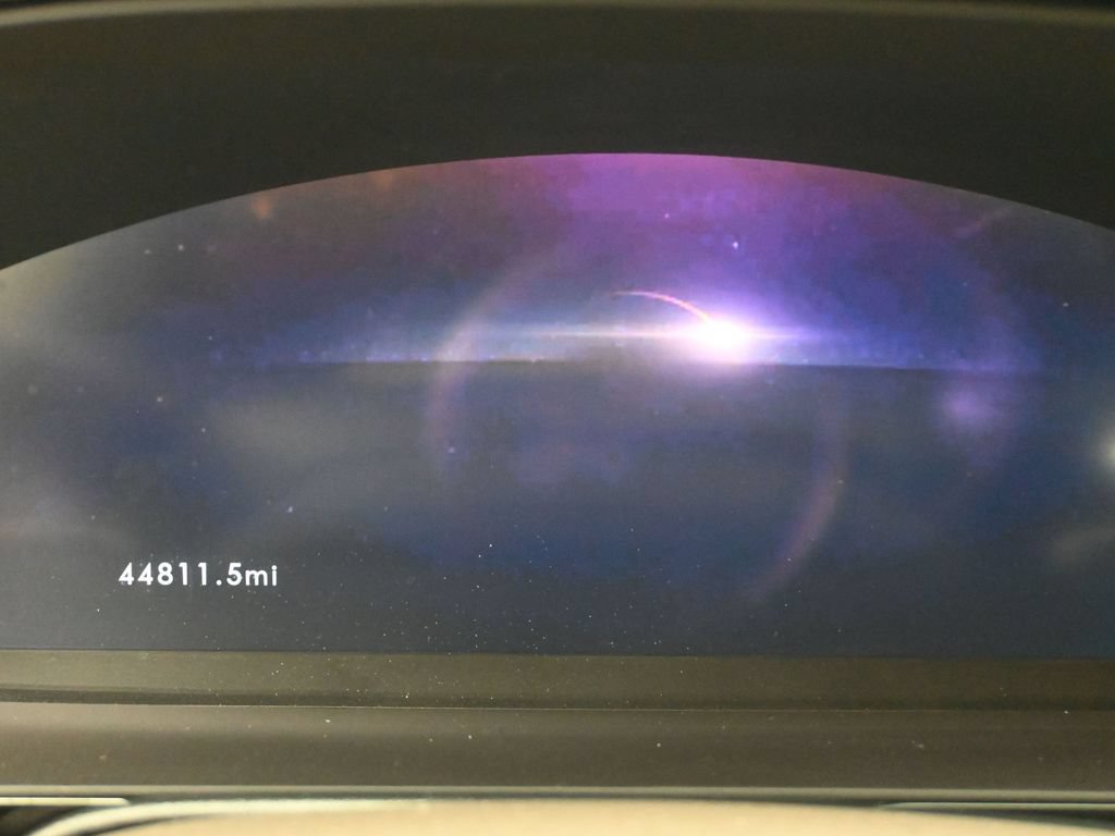 Used 2021 Lincoln Corsair Reserve FWD image 11
