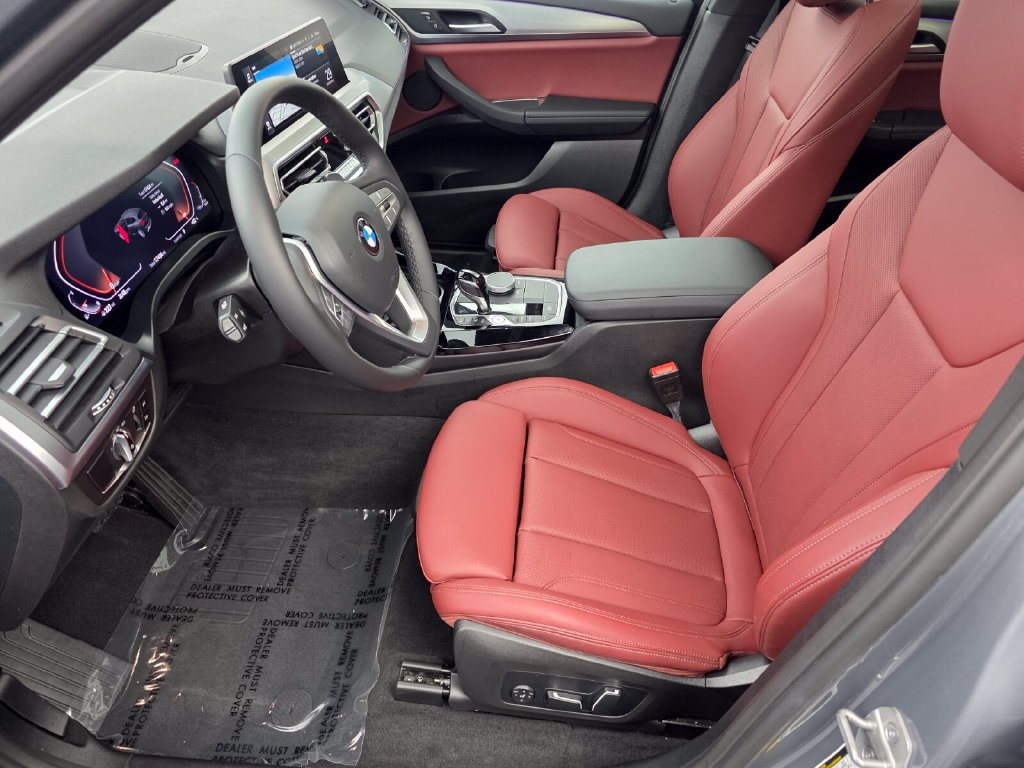 Used 2024 BMW X3 sDrive30i w/ Convenience Package RWD image 9