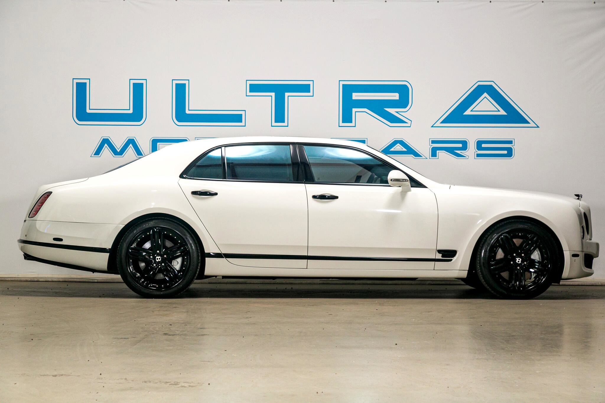 Used 2013 Bentley Mulsanne w/ Premiere Specification Pkg image 7