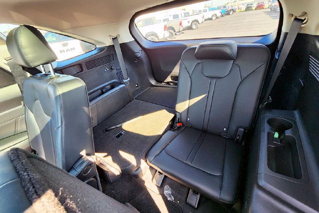 Used 2025 Kia Sorento SX AWD/4WD image 26