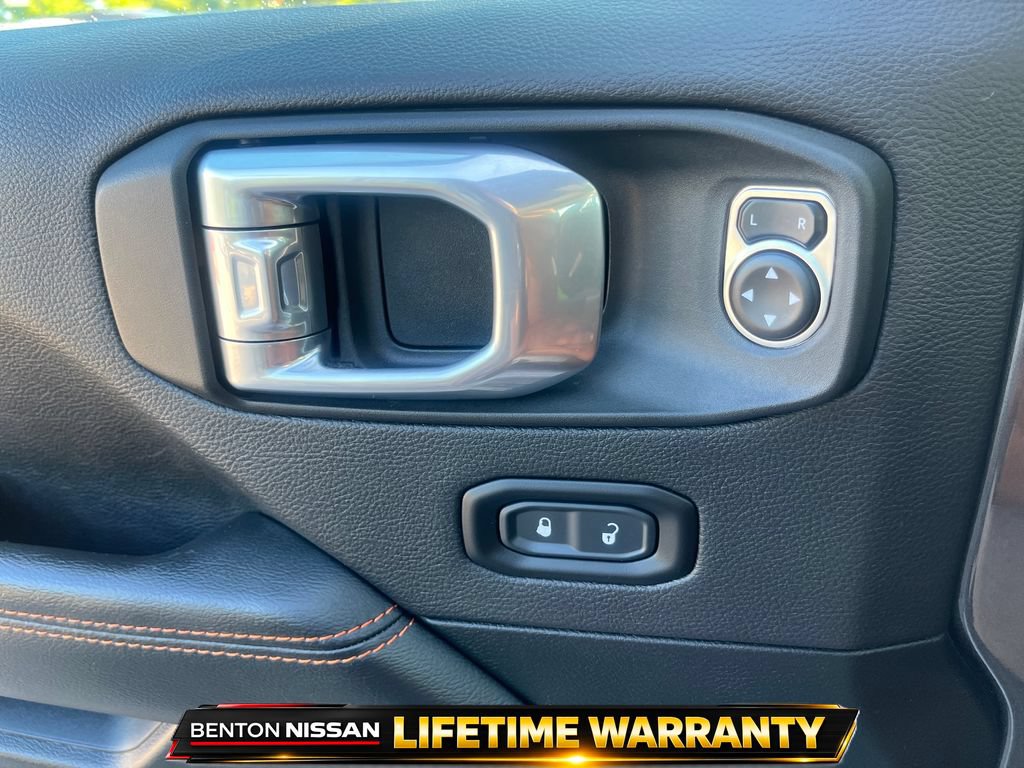 Used 2020 Jeep Gladiator Mojave AWD/4WD image 13