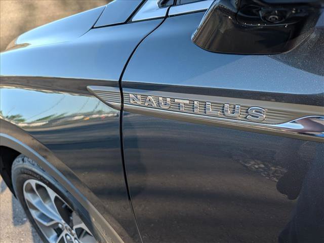 Certified 2022 Lincoln Nautilus Reserve w/ Equipment Group 201A AWD/4WD image 10