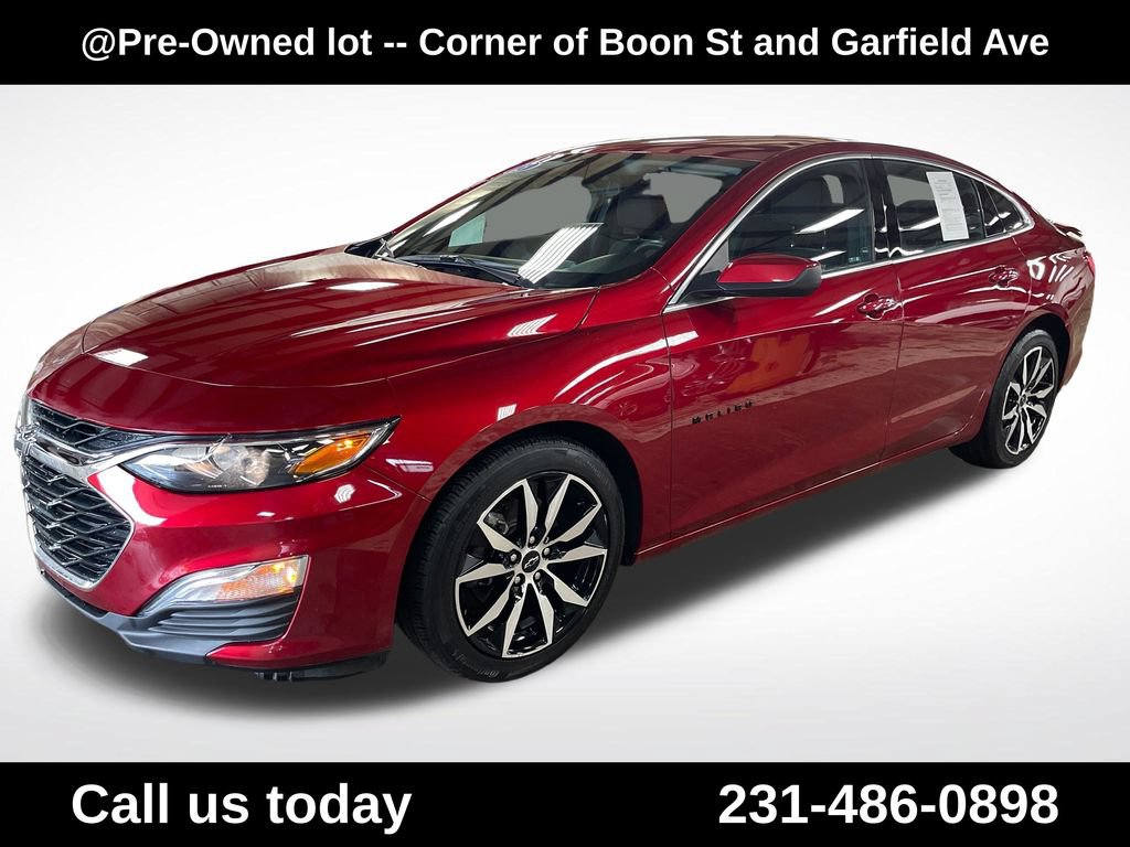 Used 2023 Chevrolet Malibu RS FWD image 1