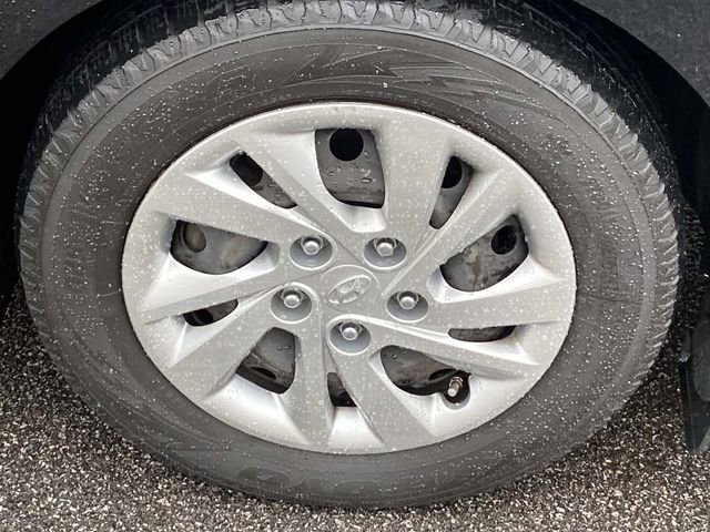Used 2020 Hyundai Elantra SE w/ Cargo Package (C1) image 26