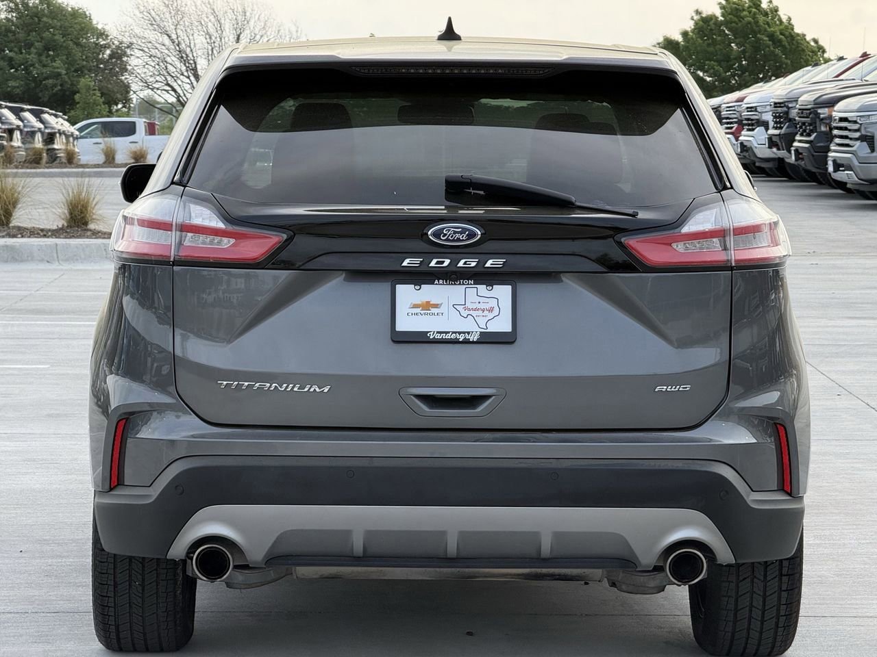 Used 2024 Ford Edge Titanium image 5