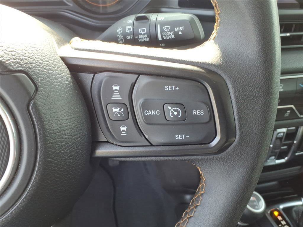 Used 2024 Jeep Wrangler Sport S image 19