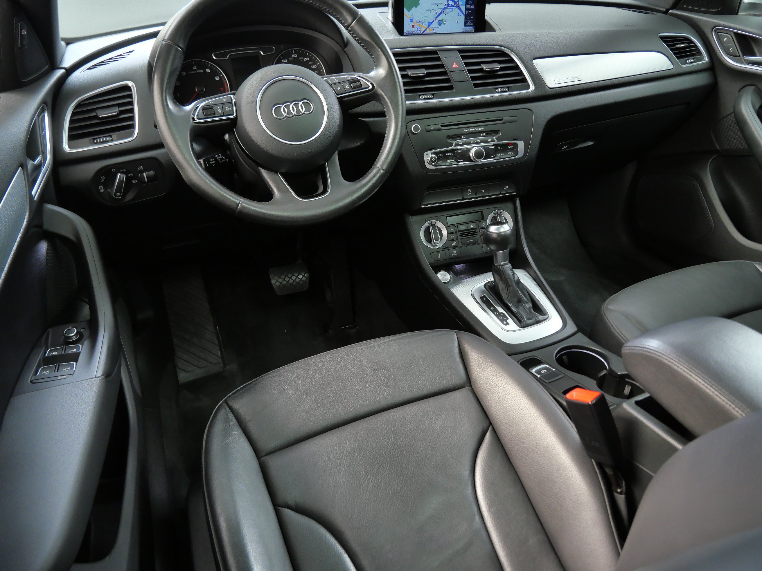 Used 2015 Audi Q3 2.0T Premium Plus AWD/4WD image 2