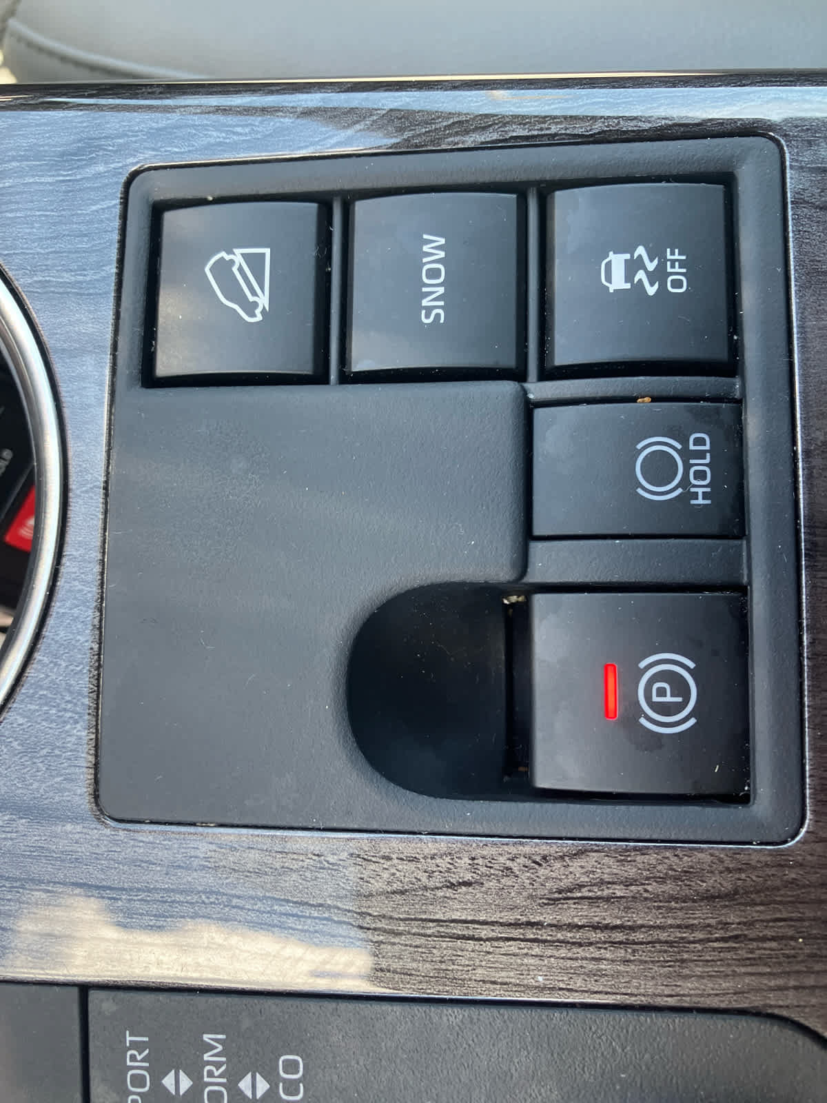 Certified 2025 Toyota Highlander Limited AWD/4WD image 35