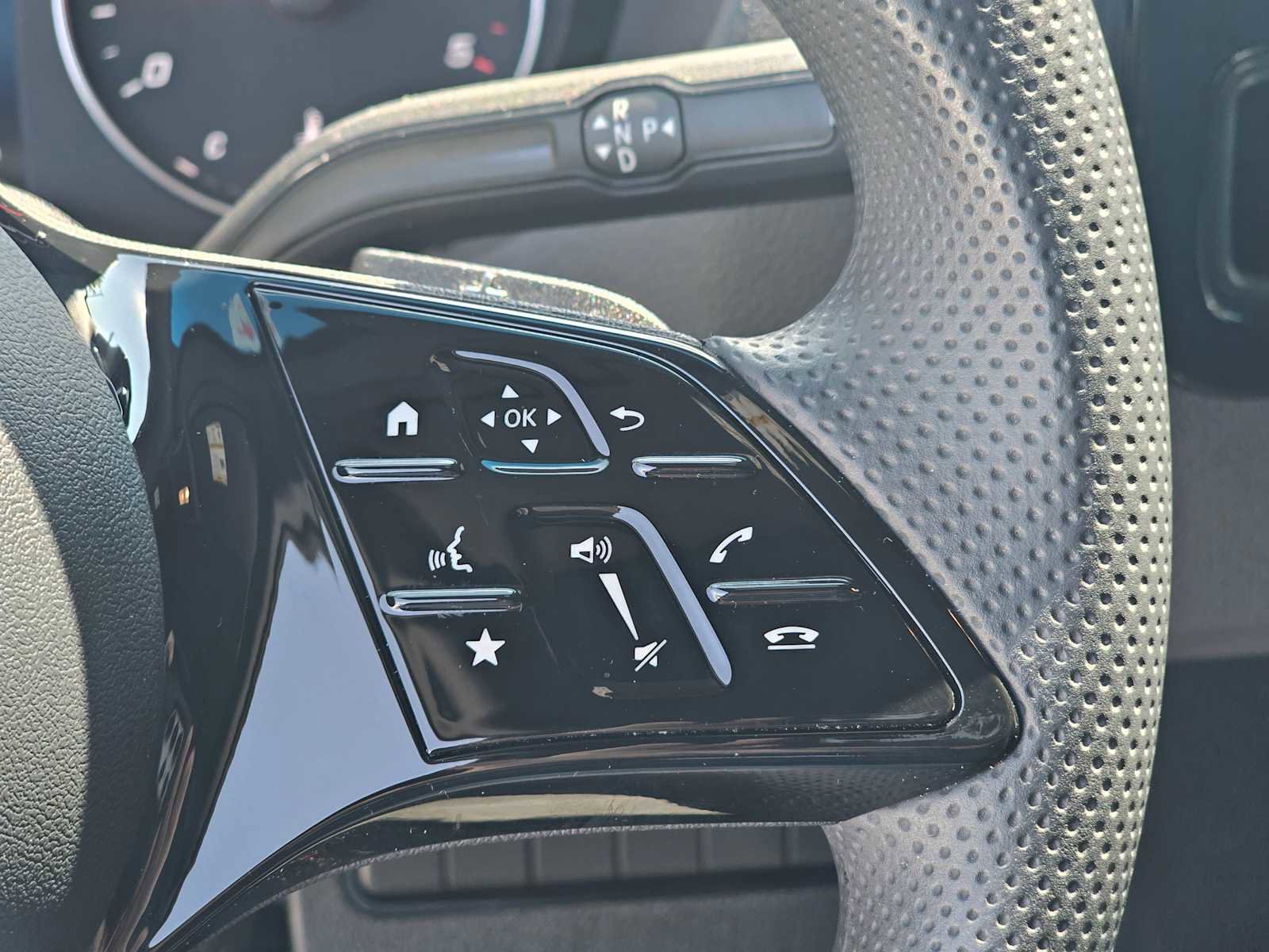 Used 2025 Mercedes-Benz Sprinter 2500 image 25