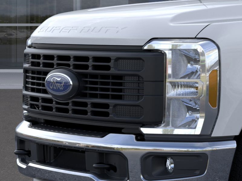 New 2025 Ford F250 XL w/ XL Chrome Package RWD image 17