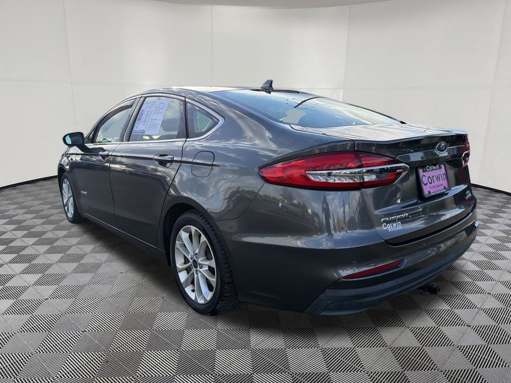 Used 2019 Ford Fusion SEL FWD image 5