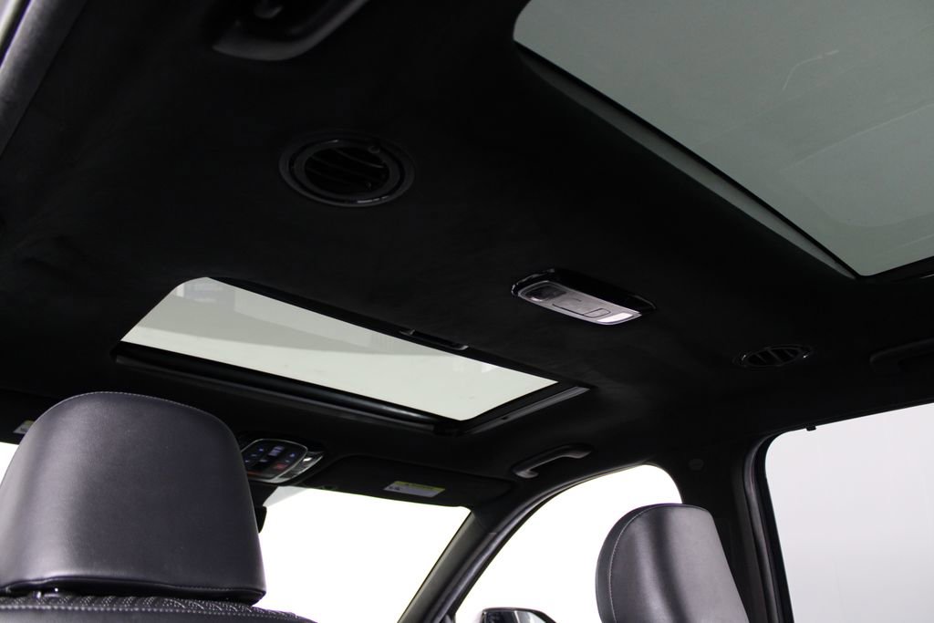 Used 2023 Hyundai Palisade Calligraphy image 25