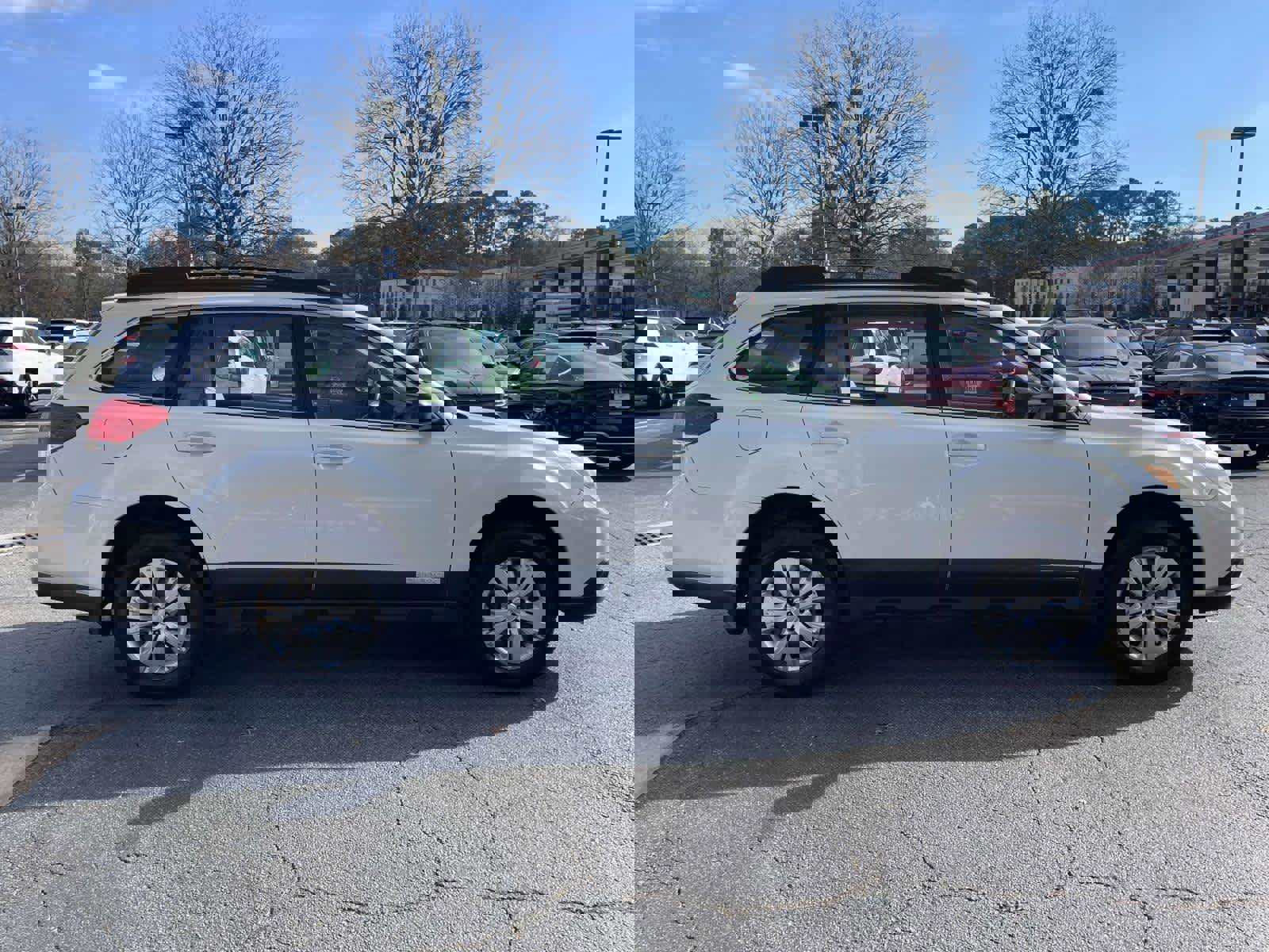 Used 2011 Subaru Outback 2.5i image 7