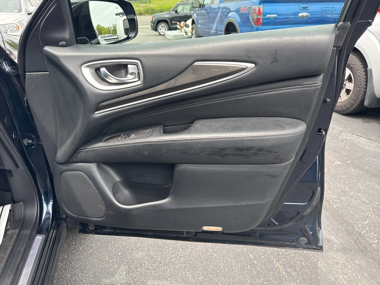 Used 2020 INFINITI QX60 Pure image 27