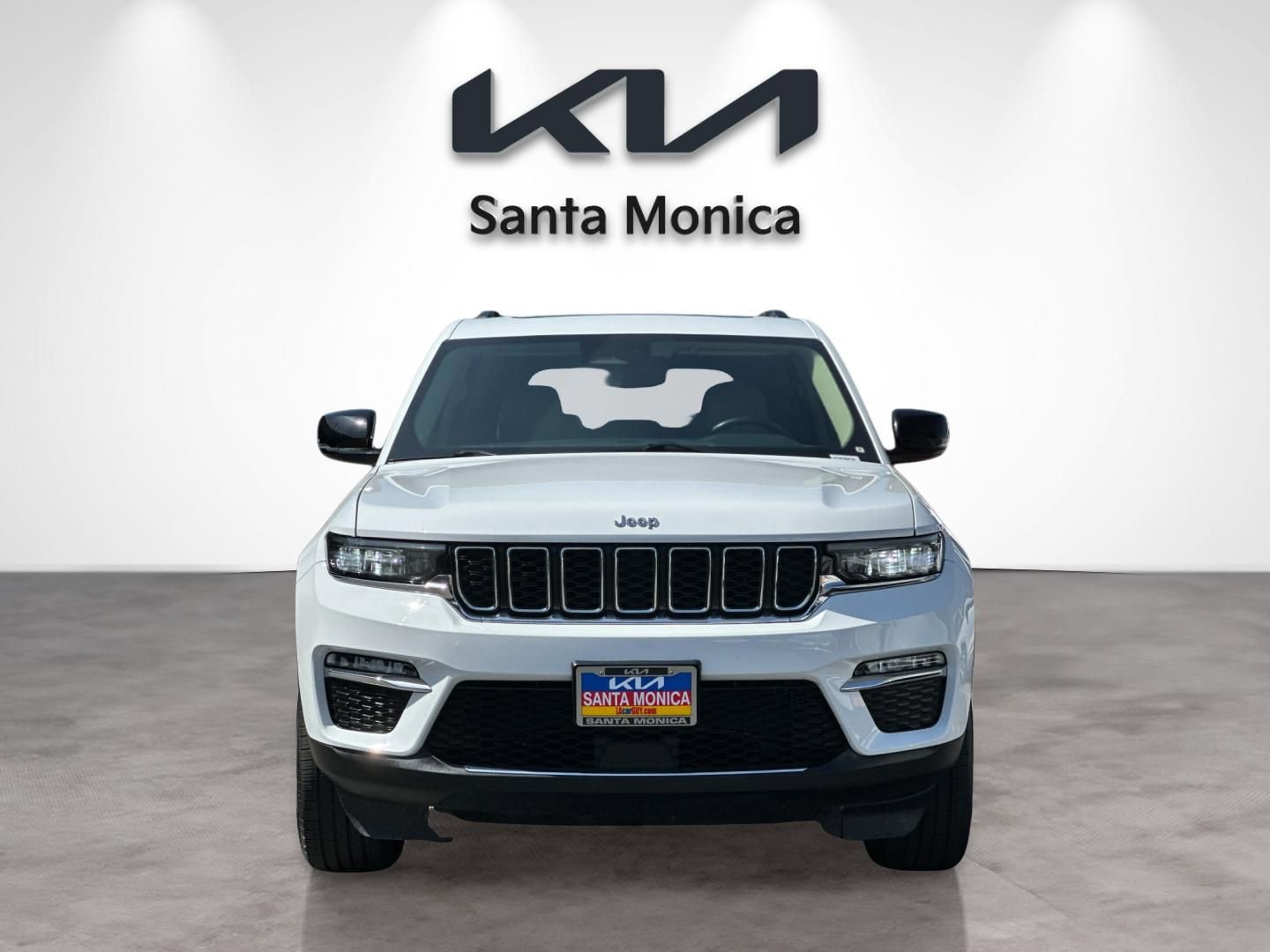 Used 2022 Jeep Grand Cherokee Limited image 9