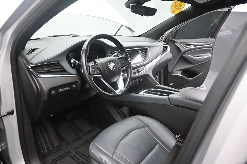 Used 2022 Buick Enclave Premium FWD image 17