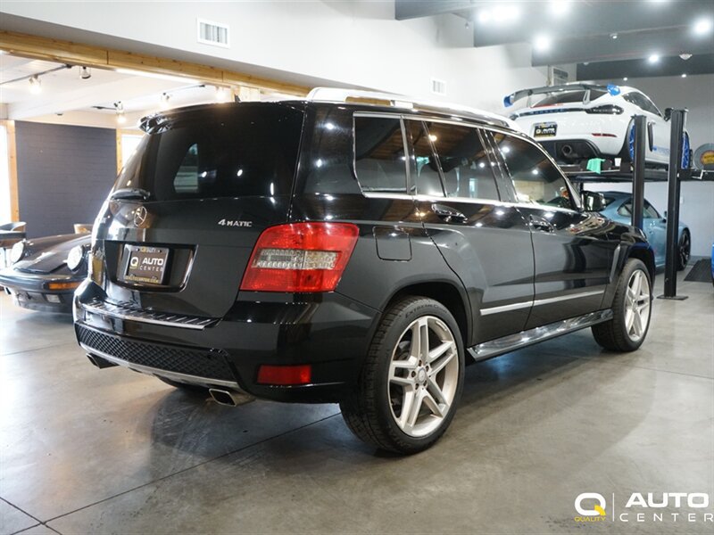 Used 2010 Mercedes-Benz GLK 350 4MATIC image 4