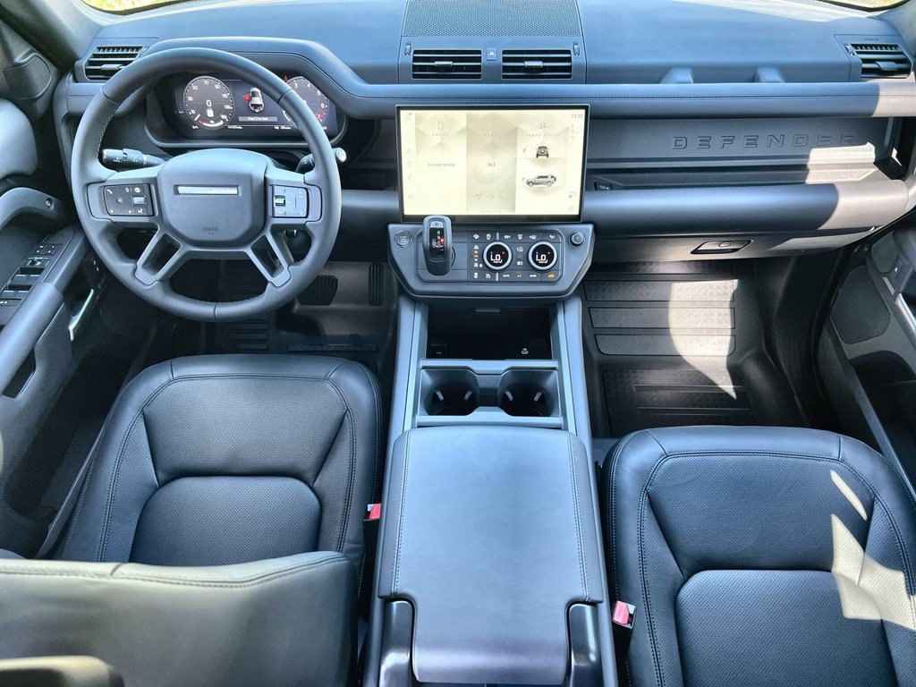 New 2026 Land Rover Defender 110 X-Dynamic SE AWD/4WD image 12