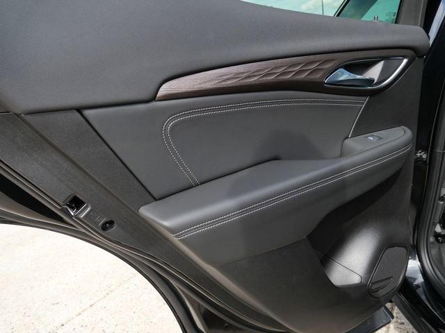 Used 2023 Buick Envision Avenir AWD/4WD image 15