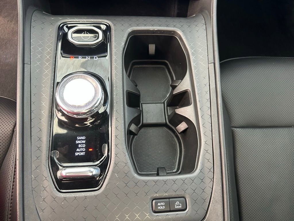 Used 2025 Jeep Wagoneer S Launch Edition image 30