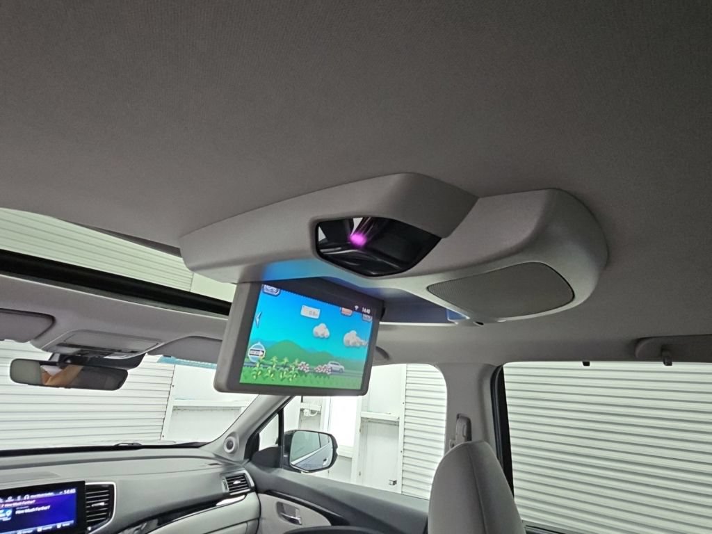 Used 2021 Honda Pilot Touring image 36