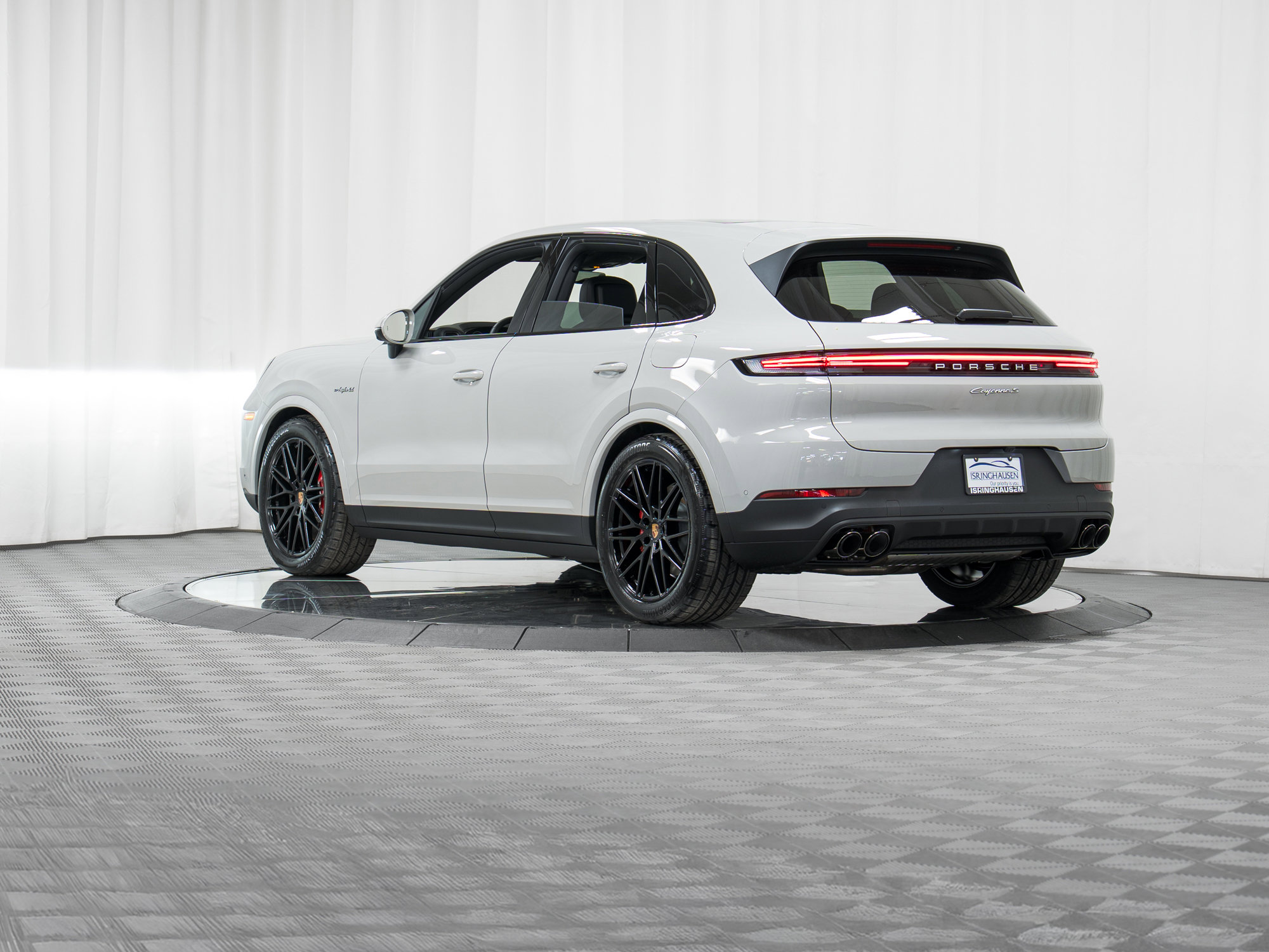 New 2026 Porsche Cayenne S image 30
