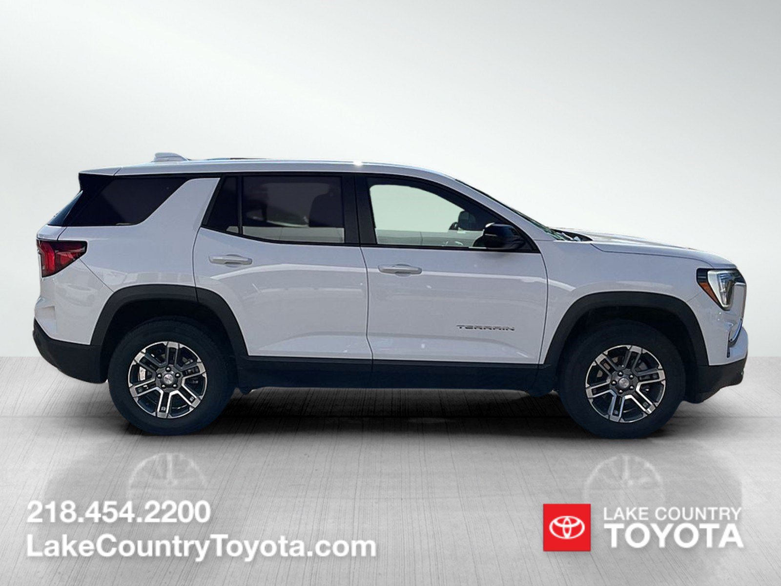 Used 2025 GMC Terrain Elevation AWD/4WD image 6