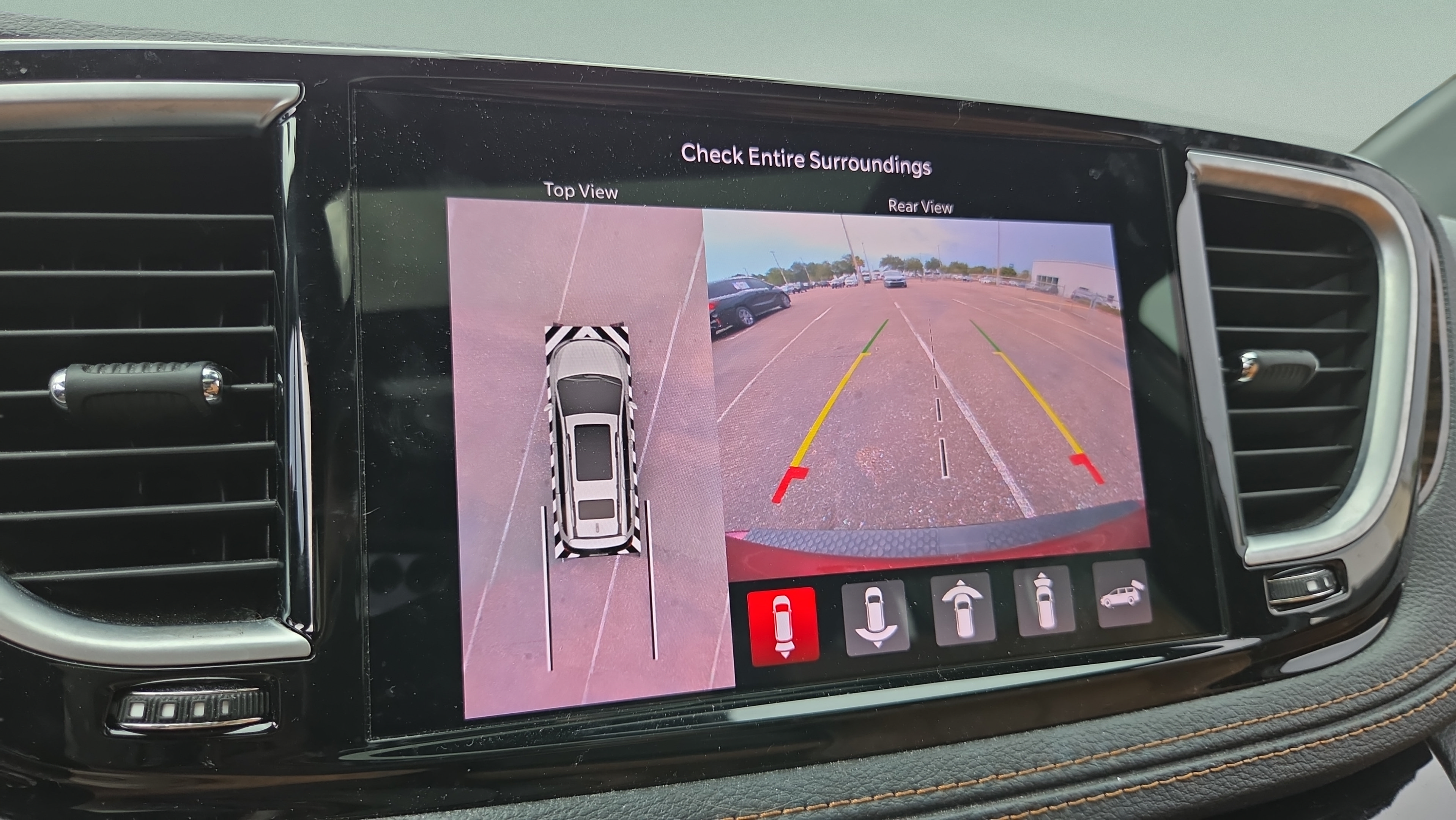 Used 2022 Chrysler Pacifica Pinnacle FWD image 22