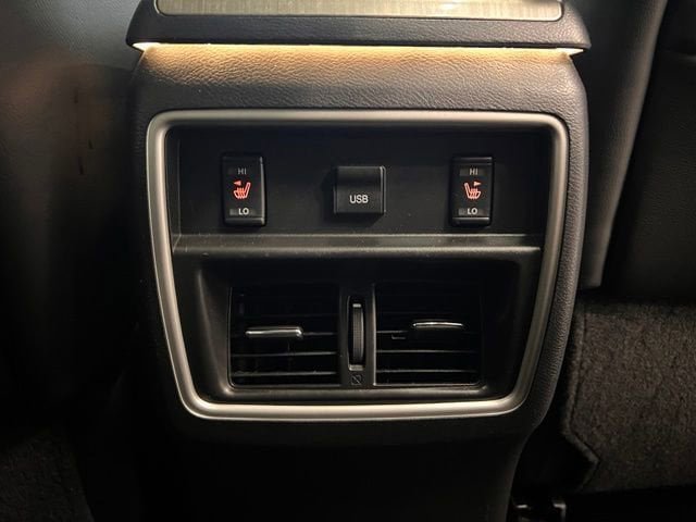 Used 2016 Nissan Murano Platinum w/ Platinum Technology Package AWD/4WD image 35