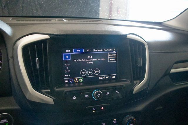 Used 2024 GMC Terrain SLE image 32