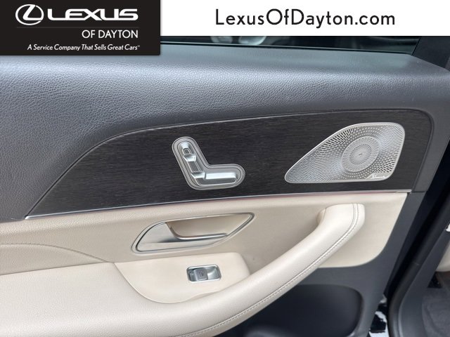 Used 2020 Mercedes-Benz GLS 450 4MATIC image 27