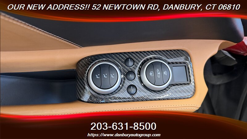 Used 2012 McLaren MP4-12C Coupe RWD image 28