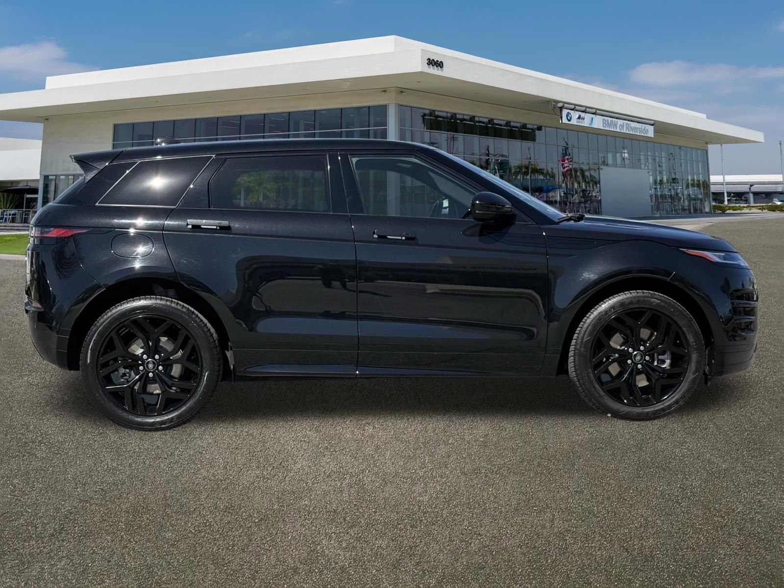 Used 2023 Land Rover Range Rover Evoque R-Dynamic S image 12