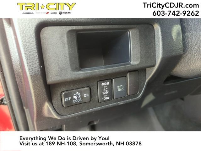 Used 2018 Toyota Tacoma TRD Off-Road image 31