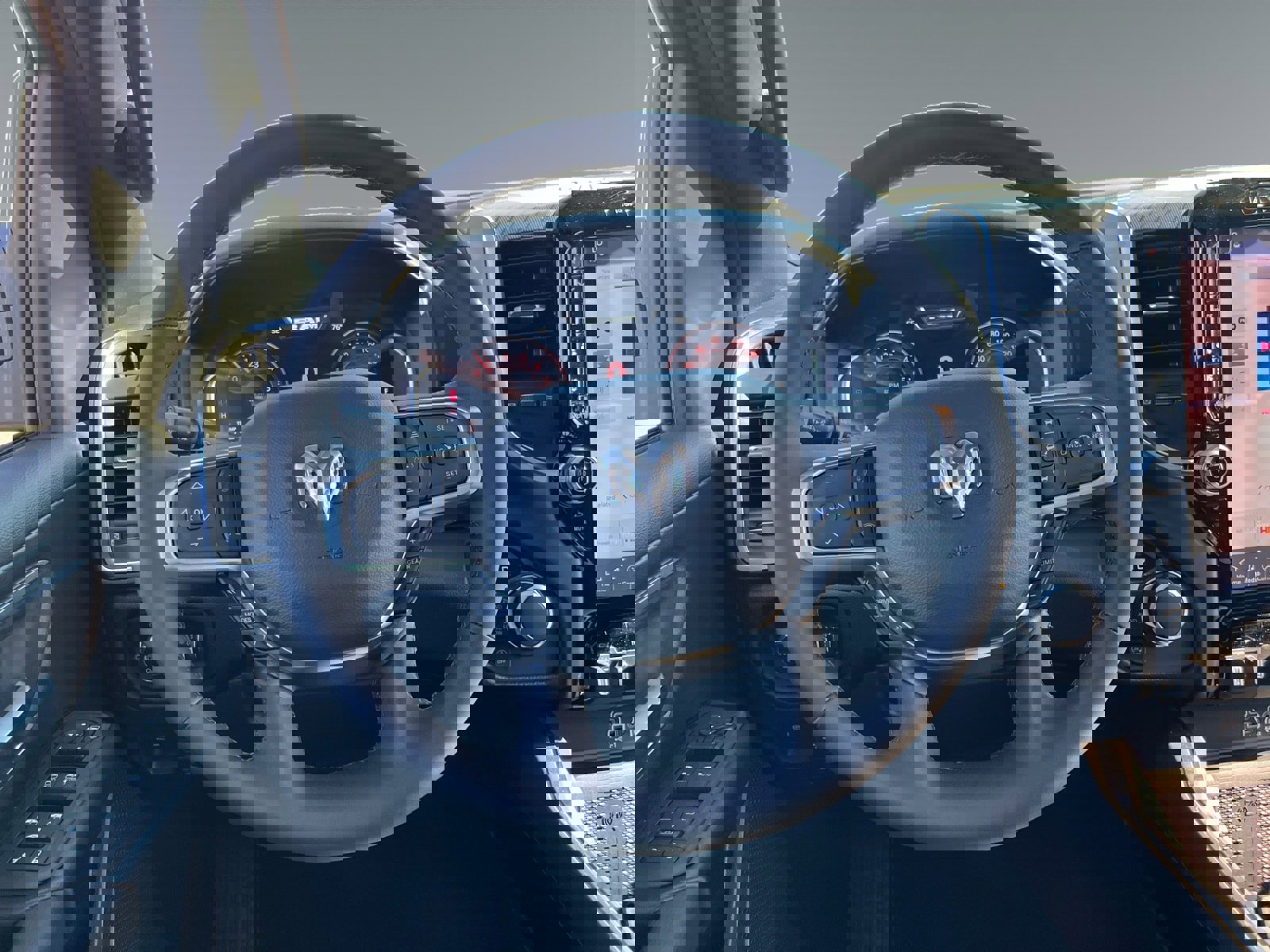 New 2026 RAM 1500 4x4 Crew Cab image 12