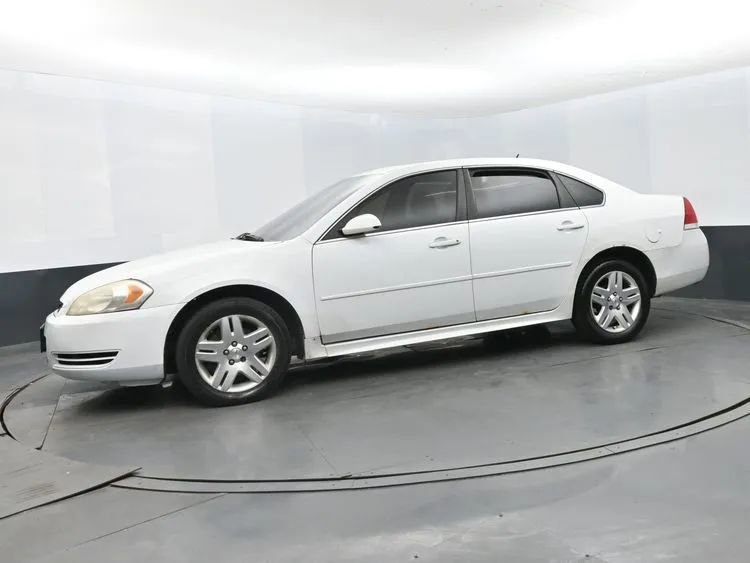 Used 2013 Chevrolet Impala LT w/ LT Sunroof Package FWD image 5